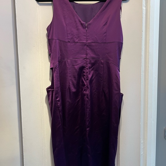 Le chateau purple chic dress - Picture 2 of 2